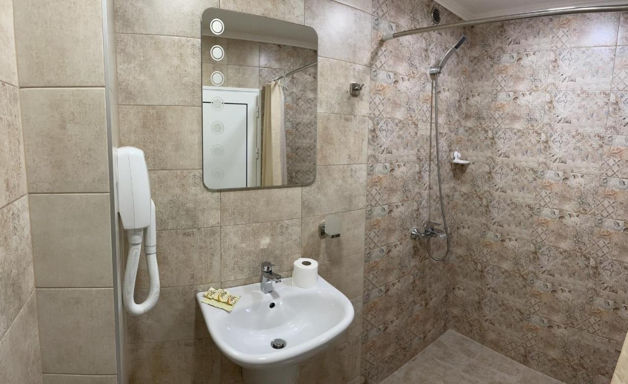 Guesthouse Hitar Petar Gabrovo Bagian luar foto