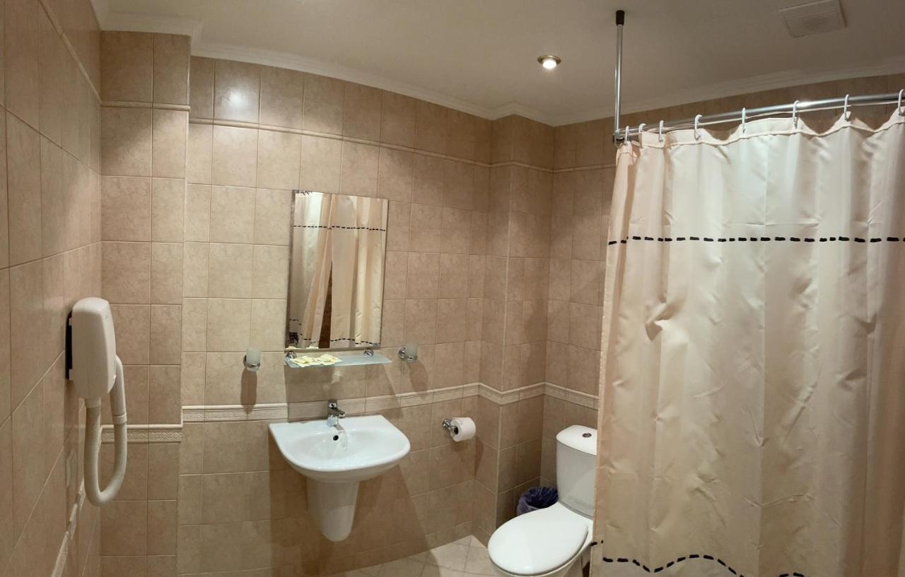 Guesthouse Hitar Petar Gabrovo Bagian luar foto