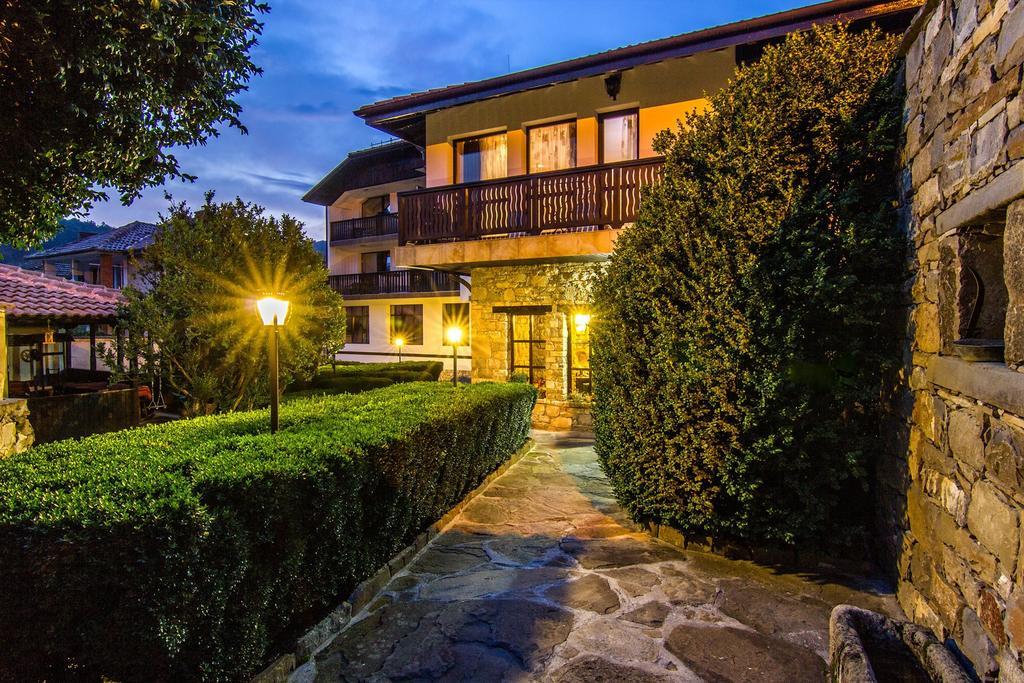 Guesthouse Hitar Petar Gabrovo Bagian luar foto