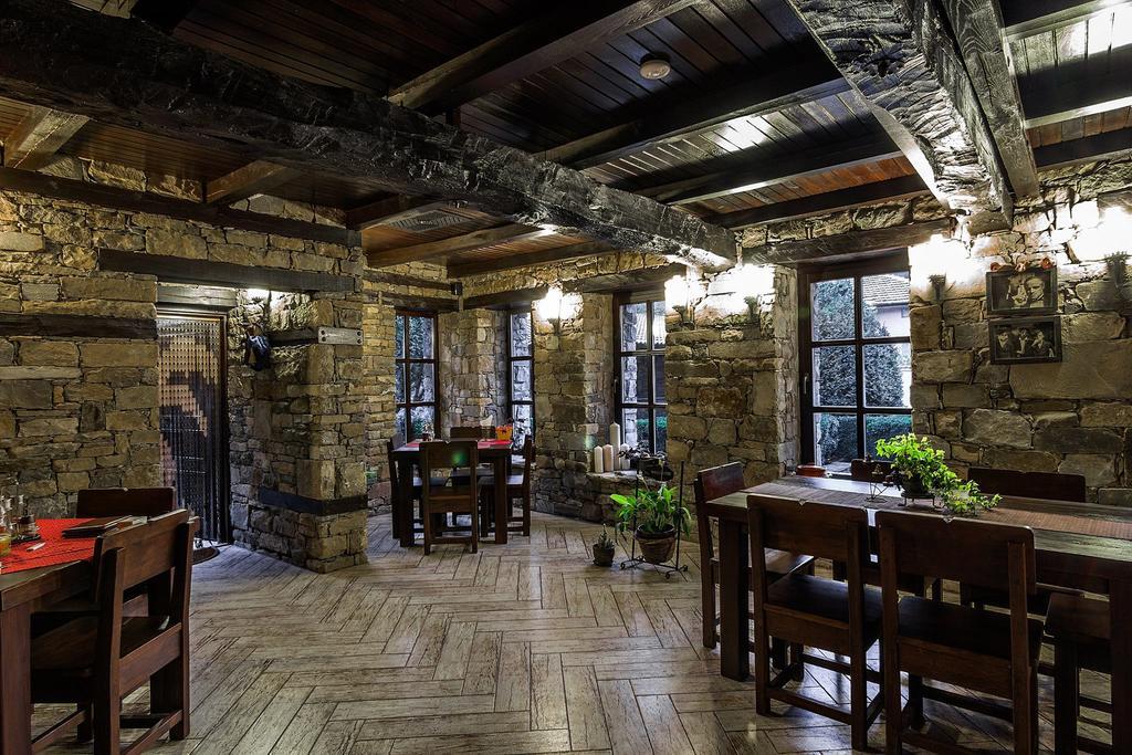 Guesthouse Hitar Petar Gabrovo Bagian luar foto